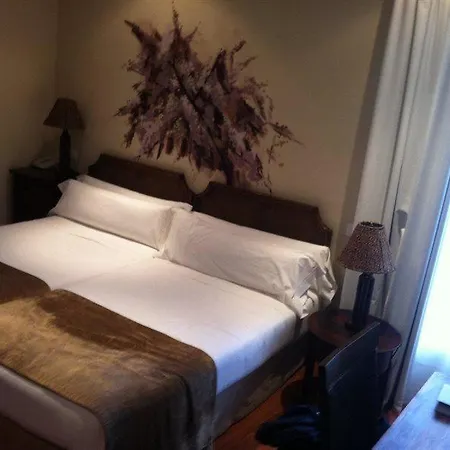 El Jardin De Eugenia 3* リバデセリャ