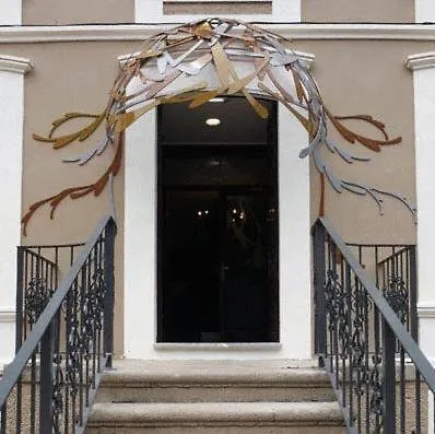 El Jardin De Eugenia 3*