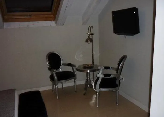 El Jardín De Eugenia 3*